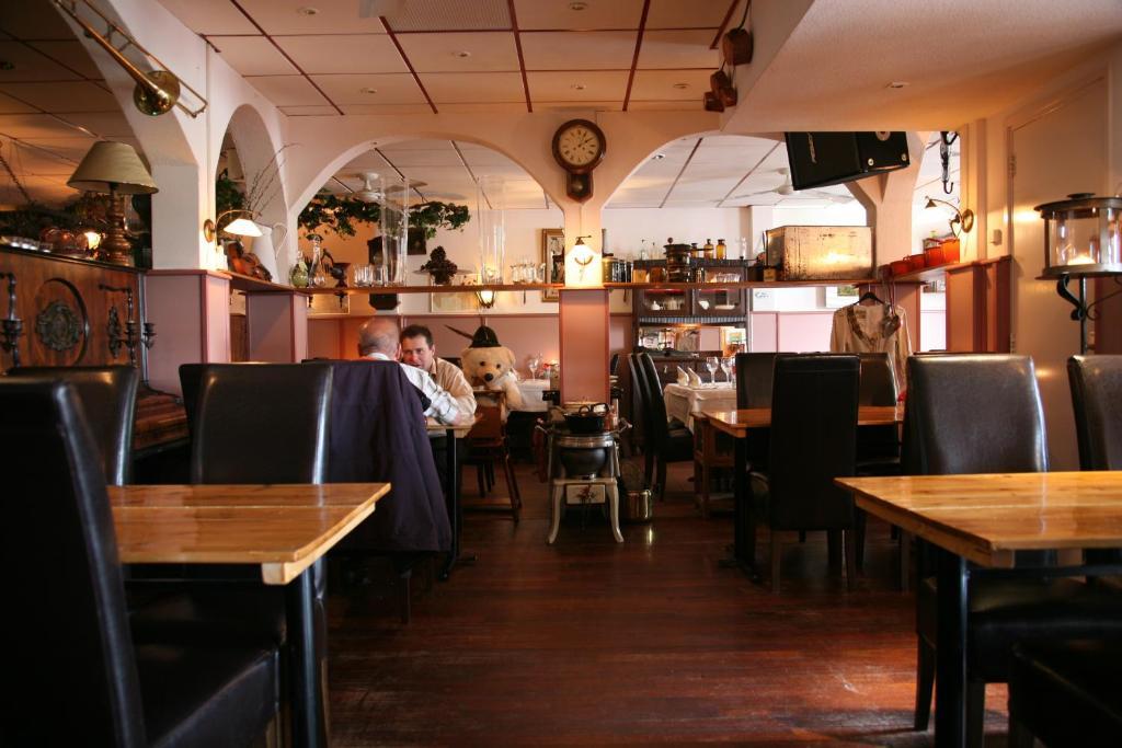Hotel Restaurant Zeeland Tholen Oda fotoğraf